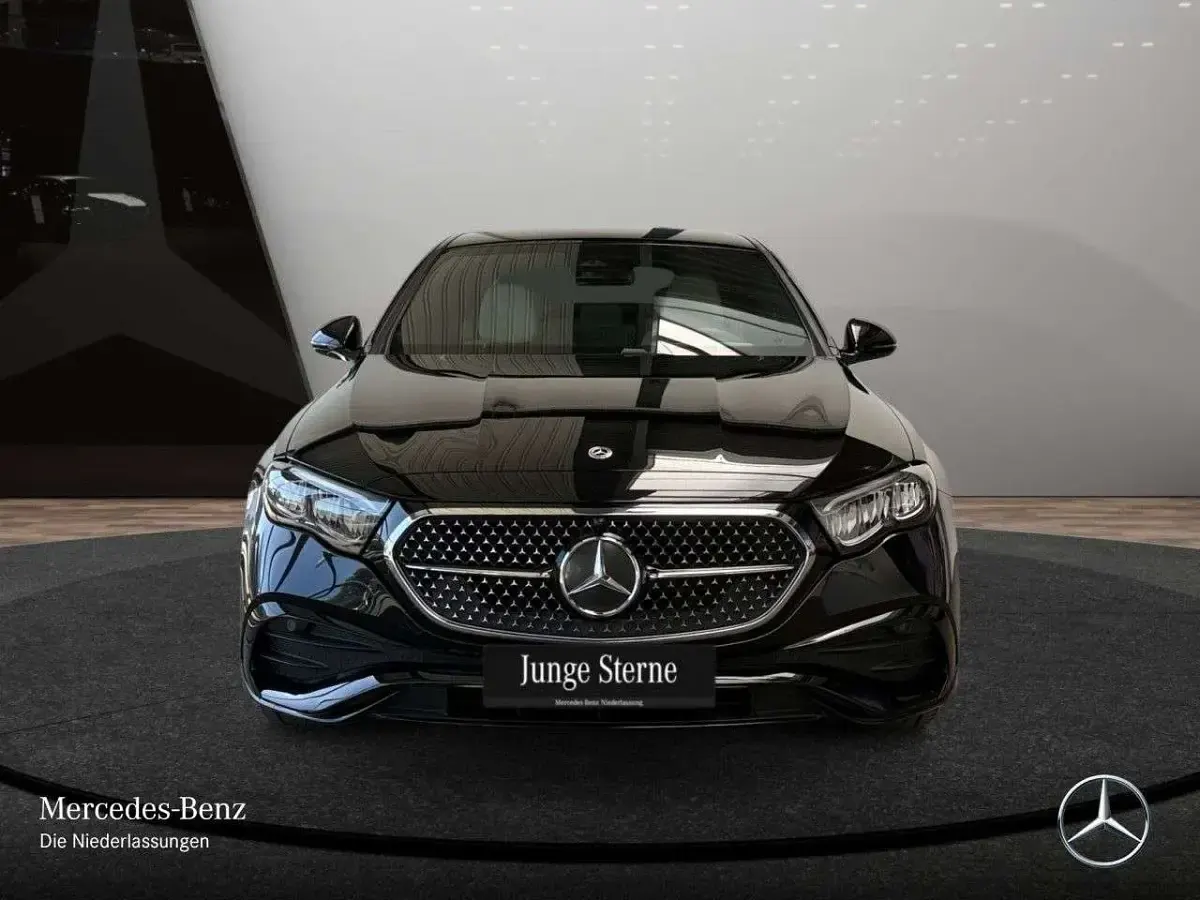 Gebraucht Mercedes E300 Advanced 197 PS (144 kW) 2025 Schwarz Limousine