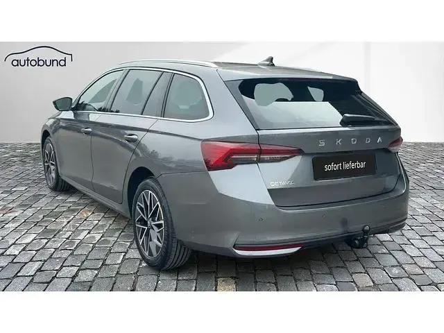 Neu Skoda Octavia Selection 150 PS (110 kW) 2026 Kombi