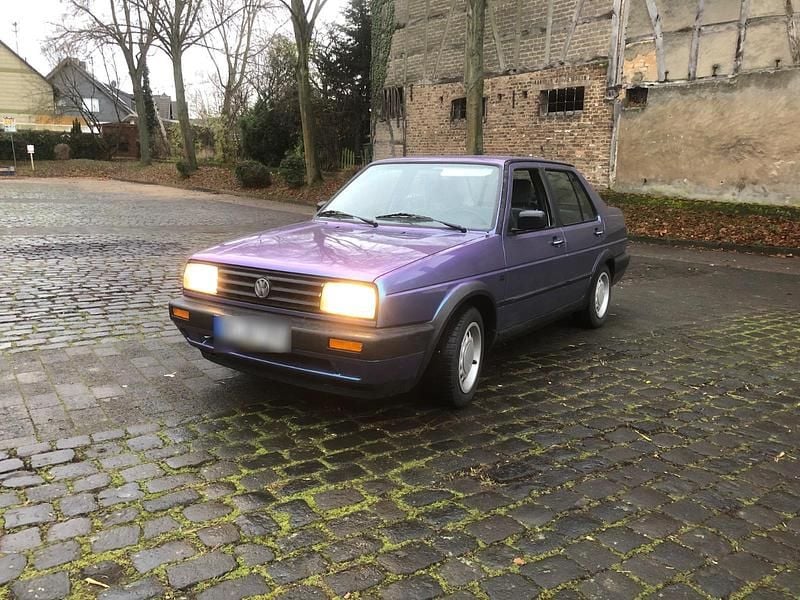 Second-hand VW Jetta 69 CP (50 kW) 1990 Berlinǎ