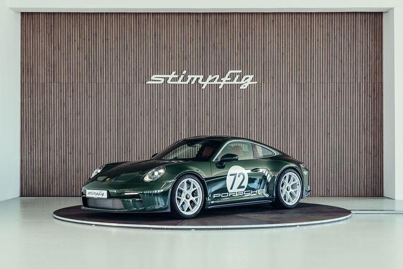 Grün Neu 2025 Porsche 992 | 449.000 € - Bild 1/4