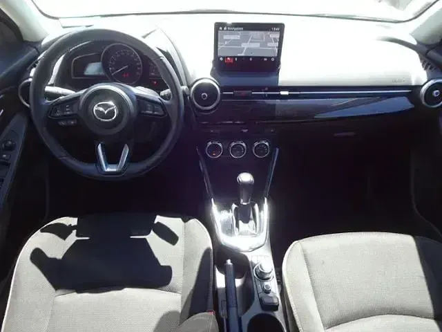 Gebraucht Mazda 2 Exclusive-Line 90 PS (66 kW) 2023 Arctic white Kleinwagen