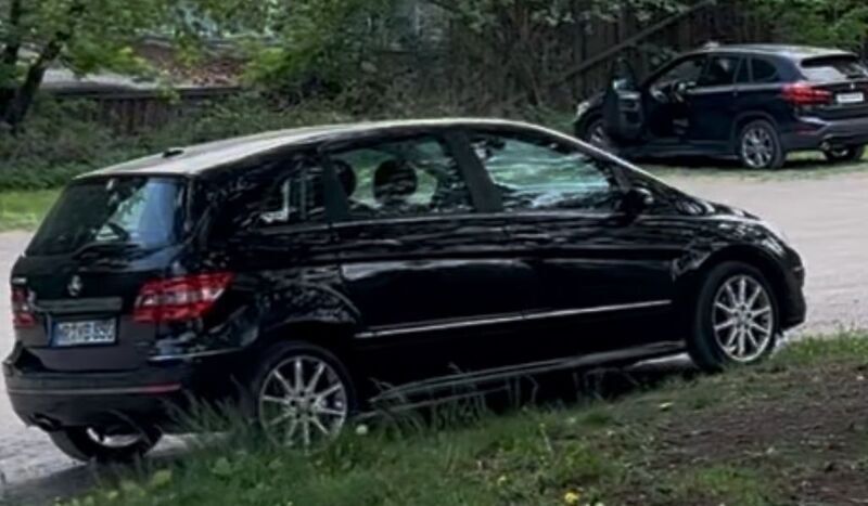 Schwarz Gebraucht 2007 Mercedes B200 Edition Van / Kleinbus | 3.200 € (Guter Preis) - Bild 1/4