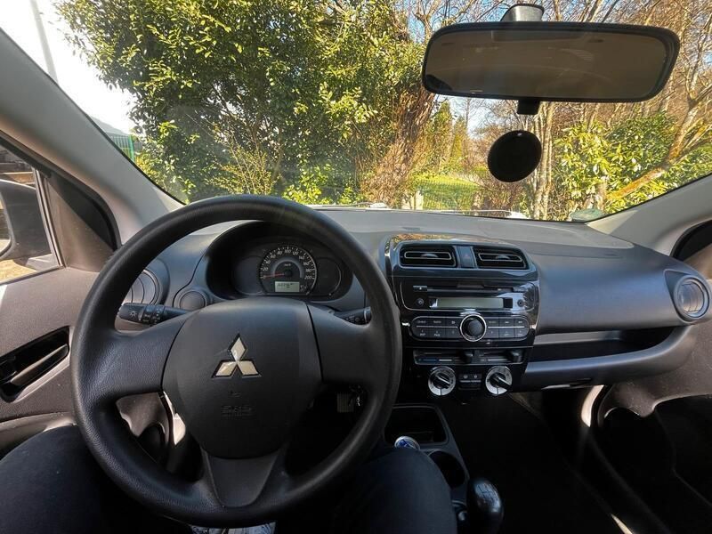 Schwarz Gebraucht 2015 Mitsubishi Space Star Kleinwagen | 3.000 € - Bild 1/4