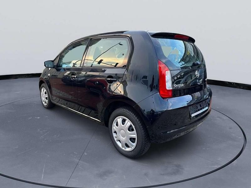 Gebraucht Skoda Citigo Active 75 PS (55 kW) 2015 Deepschwarz perleffekt Kleinwagen