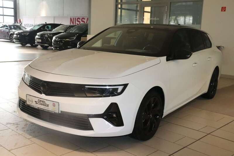 Weiß Gebraucht 2024 Opel Astra Kombi | 24.990 € (Guter Preis) - Bild 1/2