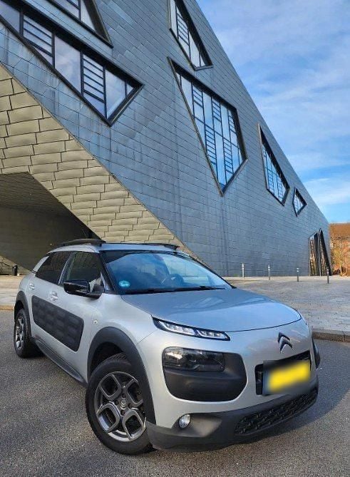Używany Citroën C4 Shine 92 KM (67 kW) 2015 Srebrny SUV
