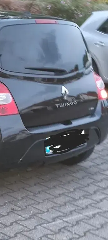 Używany Renault Twingo Night&Day 75 KM (55 kW) 2010 Czarny Hatchback