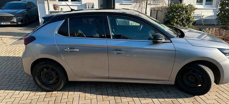 Gebraucht Opel Corsa-e Ultimate 100 kW (136 PS) 2021 Silber Kleinwagen