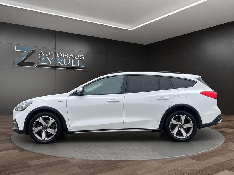 Gebraucht Ford Focus Active 125 PS (91 kW) 2019 Weiß Kombi