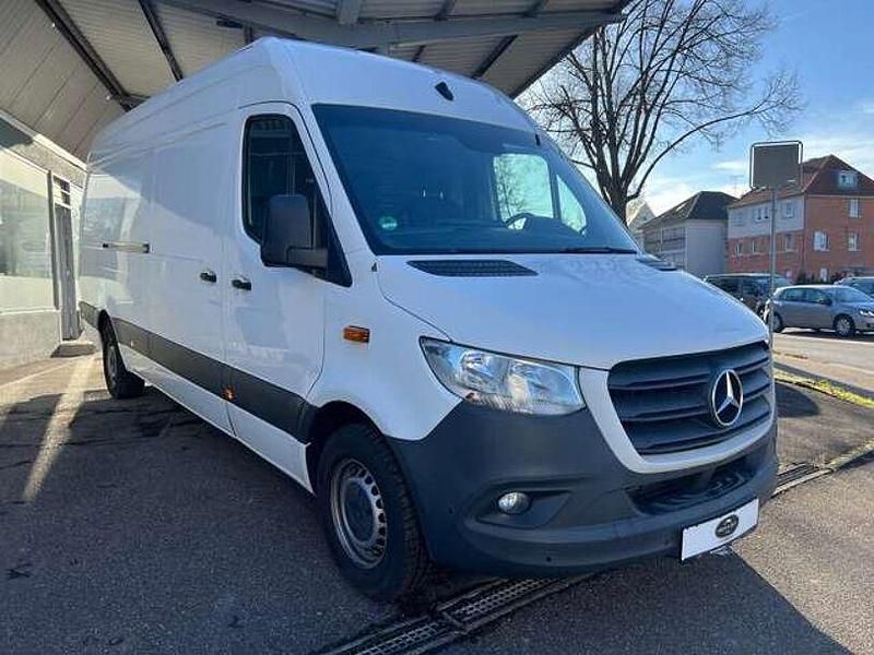 Gebraucht Mercedes Sprinter 163 PS (119 kW) 2020 Arktikweiss Van