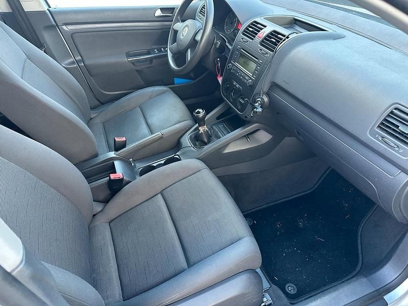 Gebraucht VW Golf IV 105 PS (77 kW) 2003 Silber Limousine