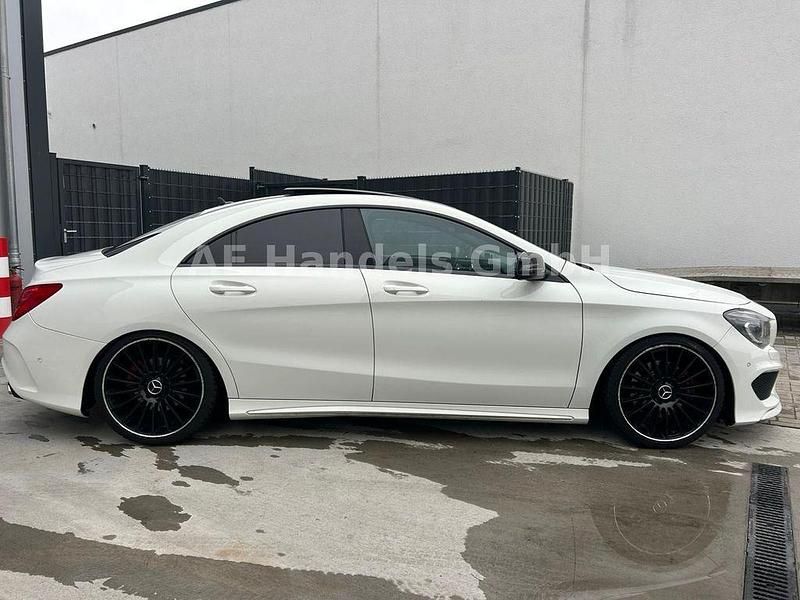 Gebraucht Mercedes CLA250 AMG line 211 PS (155 kW) 2015 Calcitweiss  unilack Limousine