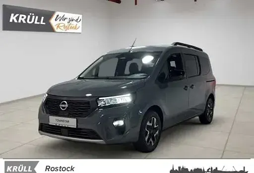 Neu Nissan Townstar Tekna 130 PS (95 kW) 2026 Grau Kombi