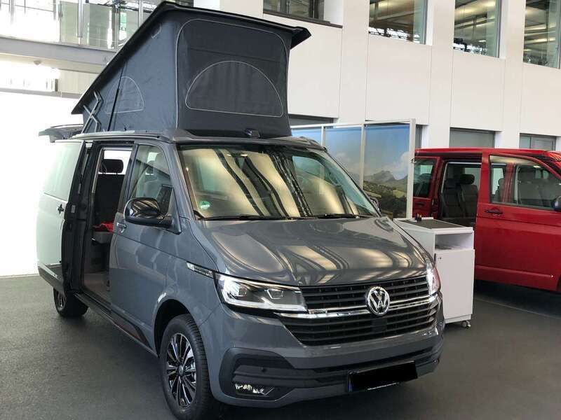 Grau Gebraucht 2022 VW T6.1 Edition Van | 66.900 € - Bild 1/4