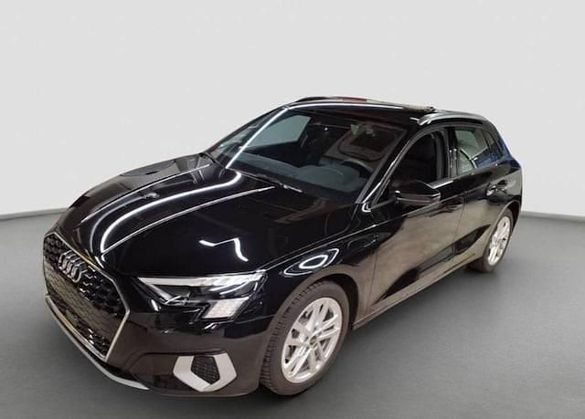 Gebraucht Audi A3 Sportback e-tron Advanced Plus 204 PS (150 kW) 2023 Mythosschwarz metallic Kleinwagen