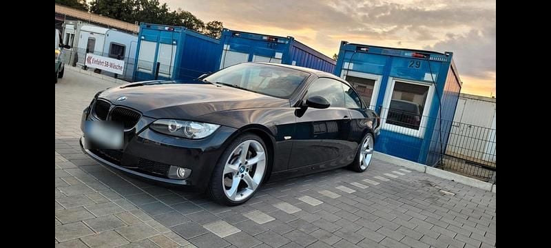 Gebraucht BMW 335 Cabriolet 306 PS (225 kW) 2007 Schwarz Cabrio