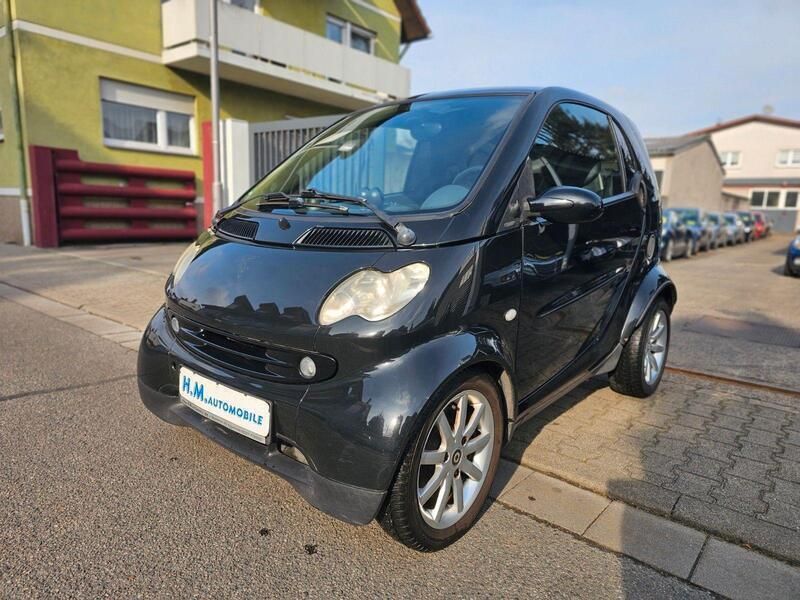 Schwarz Gebraucht 2004 Smart ForTwo Coupé Passion Coupé | 2.450 € (Etwas zu teuer) - Bild 1/4