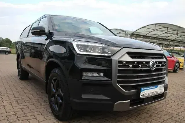 Gebraucht Mercedes Vito 203 PS (149 kW) 2025 Schwarz Van