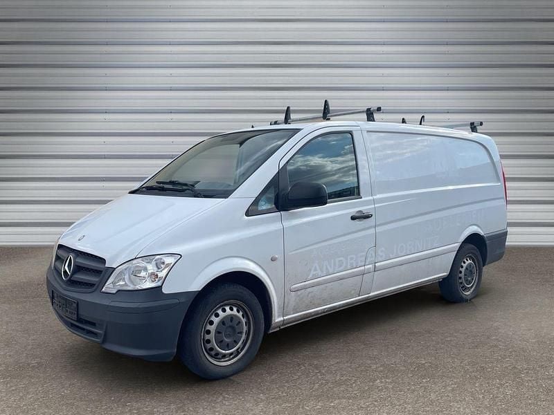 Weiß Gebraucht 2012 Mercedes Vito Van / Kleinbus | 6.989 € (Guter Preis) - Bild 1/4