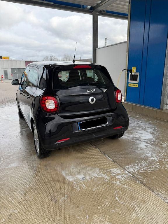 Gebraucht Smart ForFour Passion 71 PS (52 kW) 2017 Schwarz Kleinwagen