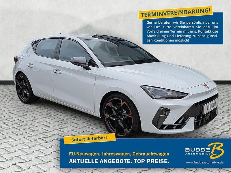 Nevadaweiß metallic Neu 2025 Cupra Leon VZ Limousine | 38.790 € (Guter Preis) - Bild 1/4