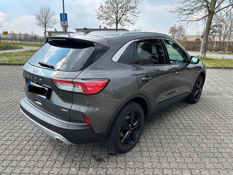 Gebraucht Ford Kuga Titanium X 152 PS (111 kW) 2022 Grau SUV