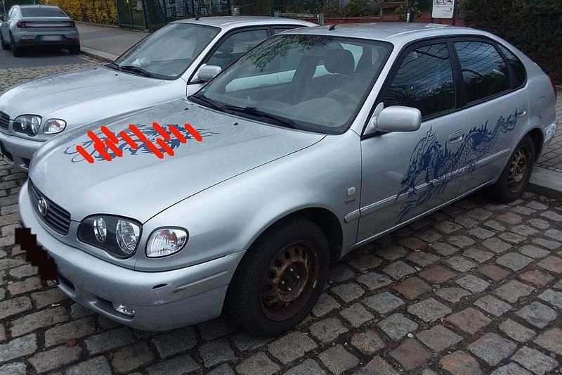 Gebraucht Toyota Corolla 97 PS (71 kW) 2001 Silber Kleinwagen