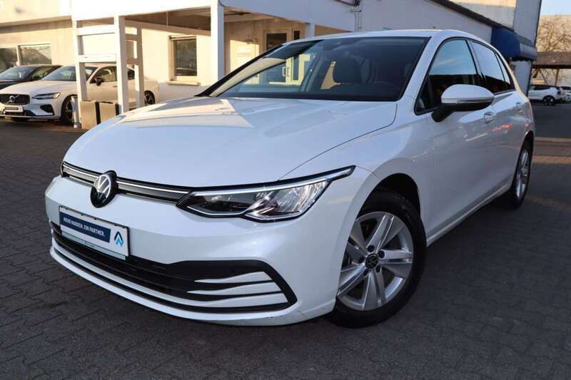 Oryx white motherofpearl eff Gebraucht 2023 VW Golf VIII R Limousine | 25.980 € (Guter Preis) - Bild 1/2
