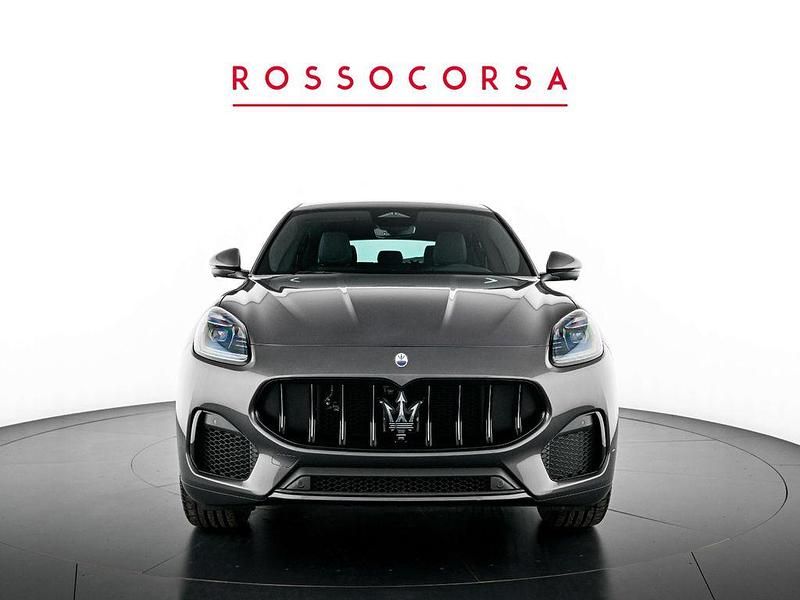 Neu Maserati Grecale 250 PS (183 kW) 2026 Grau SUV