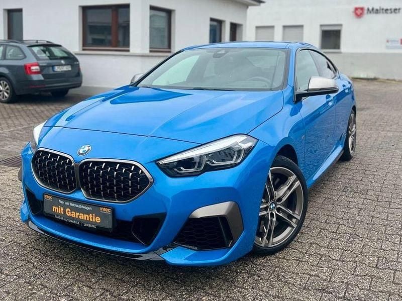 Misano blau Gebraucht 2020 BMW M235 Performance Limousine | 32.100 € (Fairer Preis) - Bild 1/4