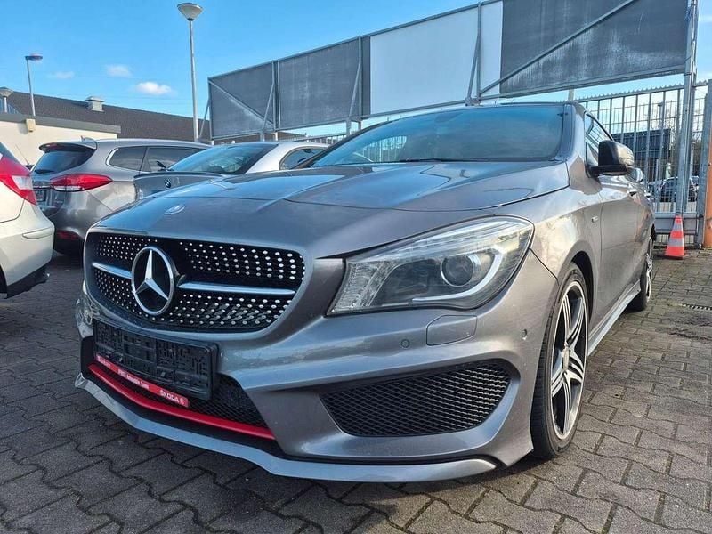 Gebraucht Mercedes CLA250 AMG 218 PS (160 kW) 2016 Mountaingrau Limousine