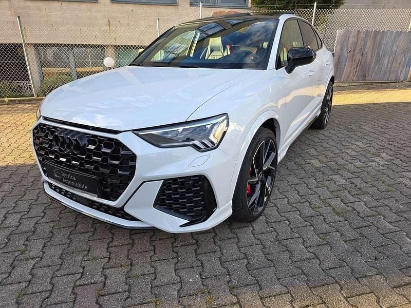 Weiß Gebraucht 2023 Audi RS Q3 Sportback SUV | 65.700 € (Guter Preis) - Bild 1/4