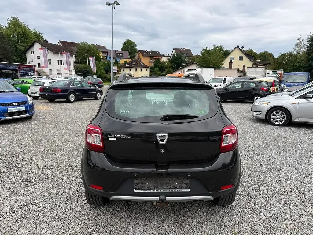 Gebraucht Dacia Sandero Prestige 90 PS (66 kW) 2014 Schwarz Limousine