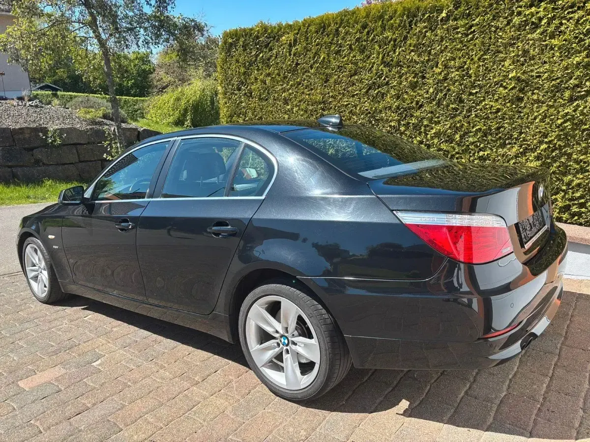 Gebraucht BMW 530 235 PS (172 kW) 2009 Schwarz Limousine