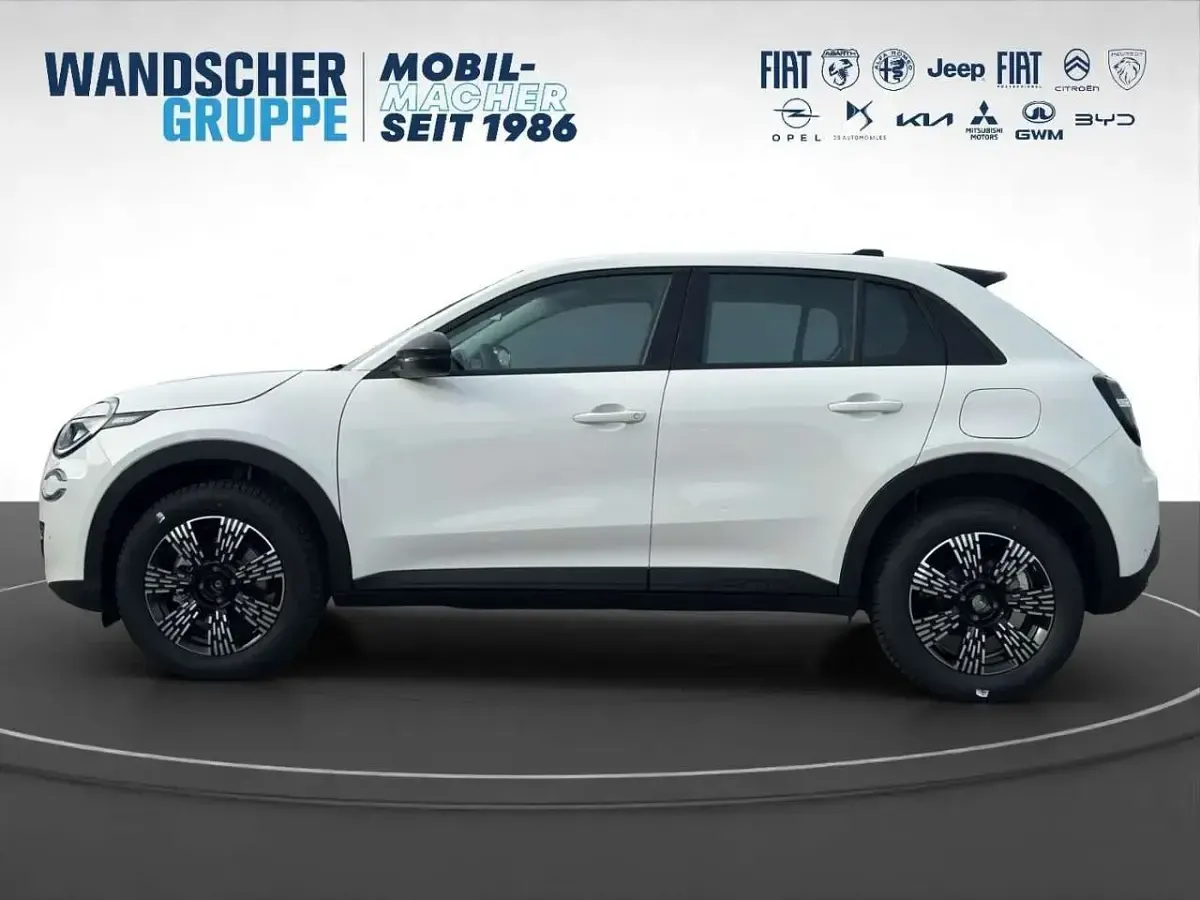 Neu Fiat 600 Business 101 PS (74 kW) 2026 Weiß SUV