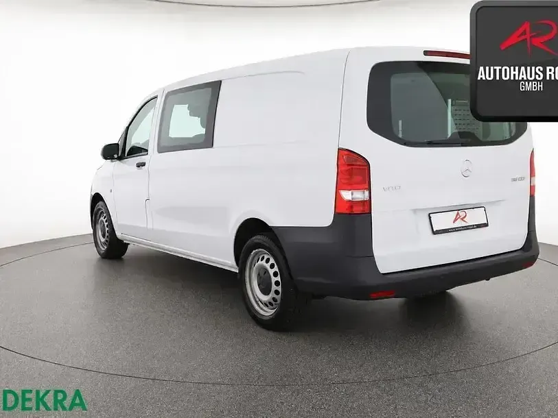 Gebraucht Mercedes Vito 163 PS (119 kW) 2021 Arktikweiss Van