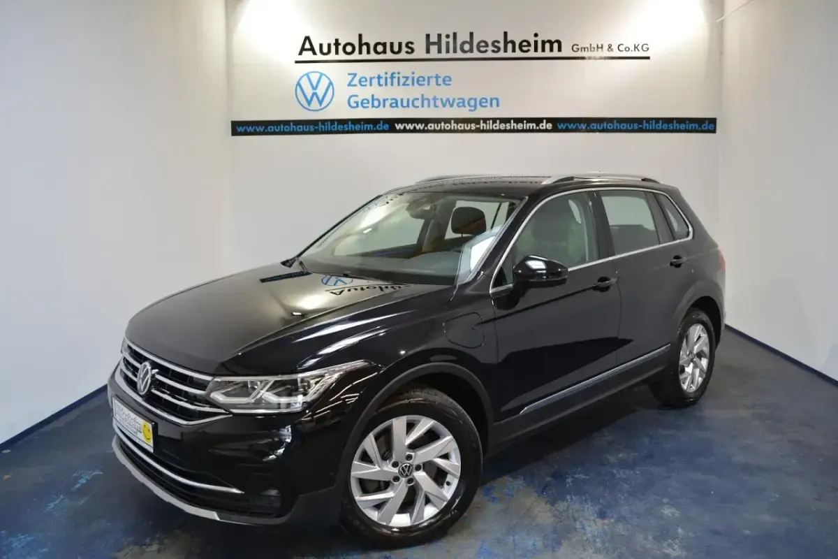 Gebraucht VW Tiguan Elegance 245 PS (180 kW) 2021 SUV