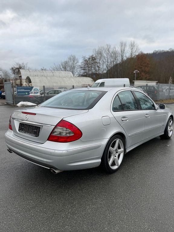 Gebraucht Mercedes E320 224 PS (164 kW) 2007 Silber Limousine