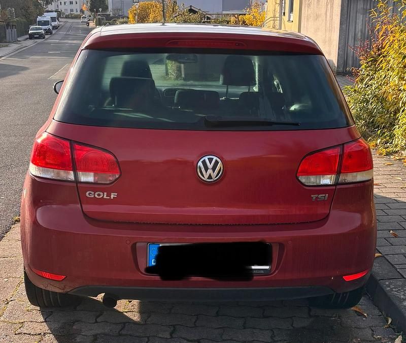 Gebraucht VW Golf VI 105 PS (77 kW) 2011 Andere farben Kleinwagen