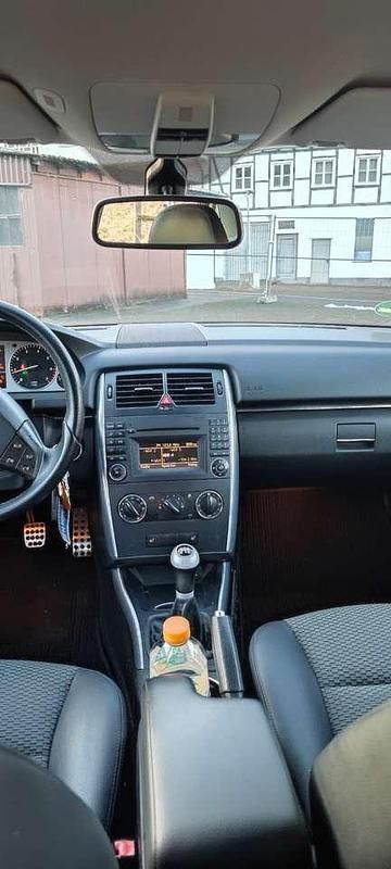 Gebraucht Mercedes B170 116 PS (85 kW) 2008 Grau Van / Kleinbus
