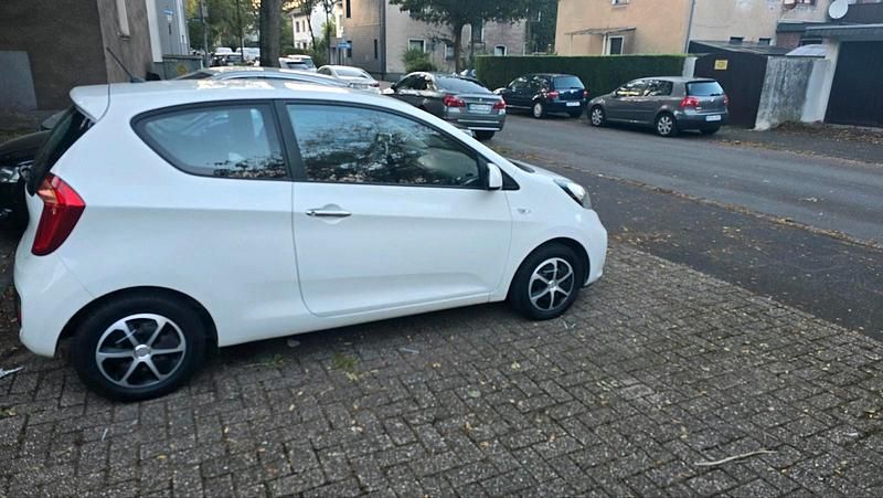 Weiß Gebraucht 2012 Kia Picanto Kleinwagen | 3.000 € (Fairer Preis) - Bild 1/4