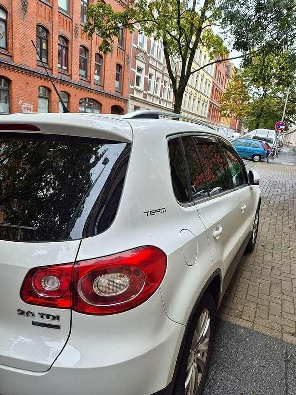 Gebraucht VW Tiguan 140 PS (102 kW) 2011 Weiß SUV