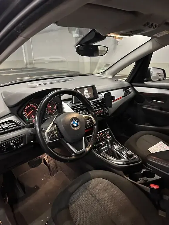 Gebraucht BMW 216 Active Tourer 116 PS (85 kW) 2017 Grau Van / Kleinbus
