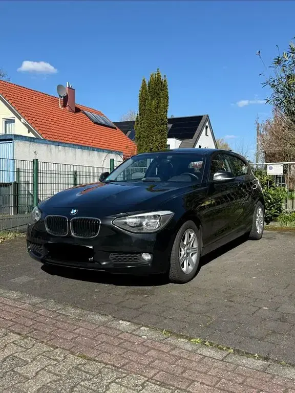 Second-hand BMW 114 102 CP (75 kW) 2013 Negru Hatchback