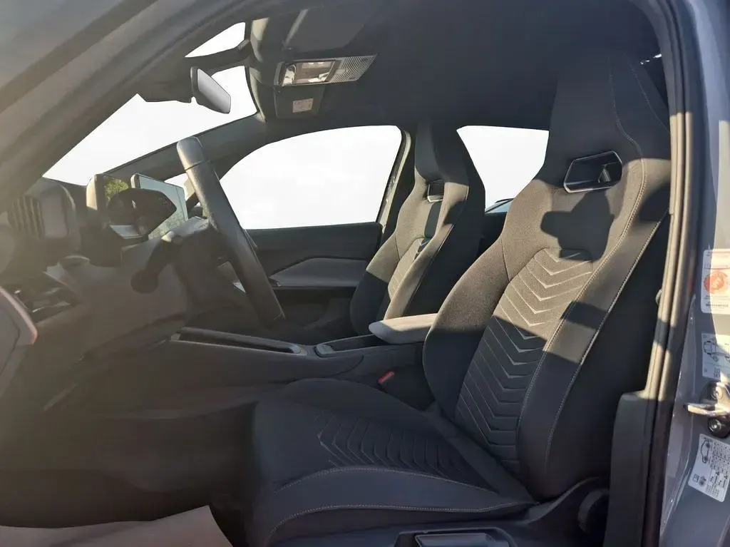Gebraucht Cupra Born 150 kW (204 PS) 2022 Vaporgrau Kleinwagen