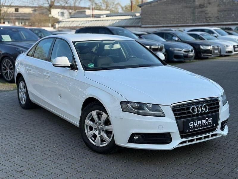 Gebraucht Audi A4 Ambiente 160 PS (117 kW) 2008 Weiß Limousine