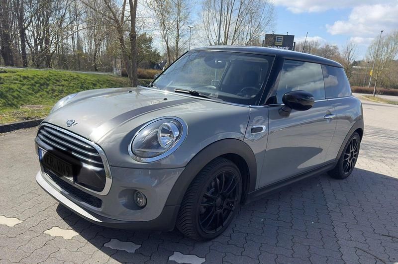 Gebraucht Mini Cooper 136 PS (100 kW) 2019 Grau Kleinwagen
