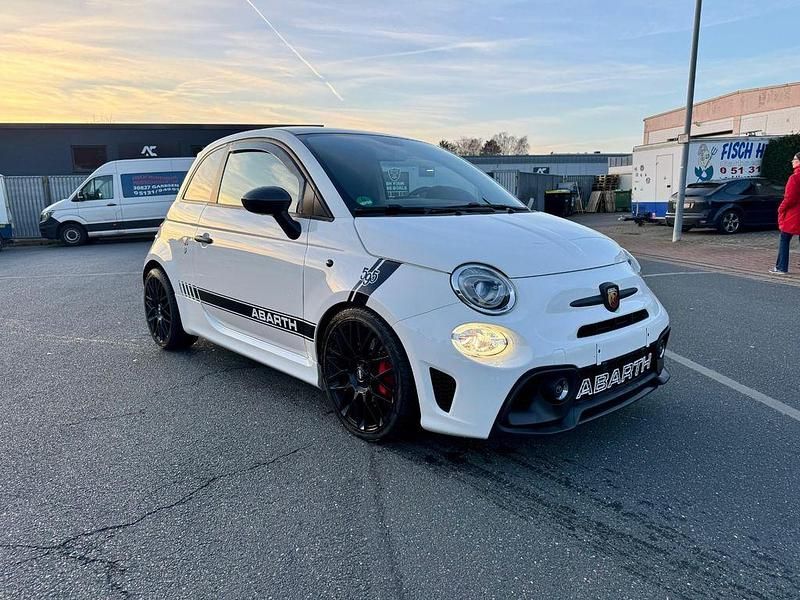 Gebraucht Abarth 595 Competizione 179 PS (131 kW) 2018 Weiß Kleinwagen