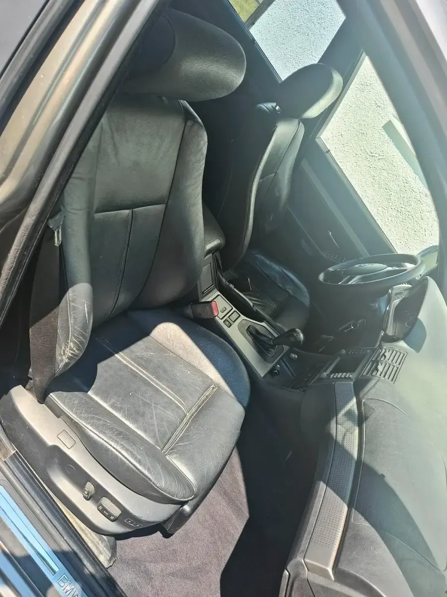 Gebraucht BMW 530 Basis 193 PS (141 kW) 2002 Grau Kombi