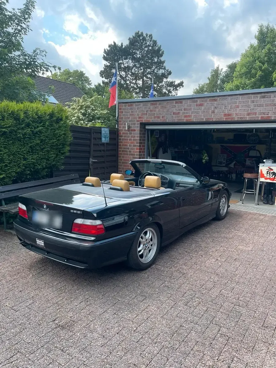 Gebraucht BMW 328 Cabriolet M Sport 193 PS (141 kW) 1996 Schwarz Cabrio